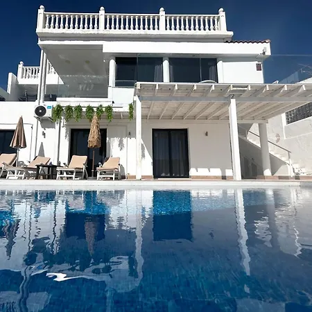 Vistas Villa