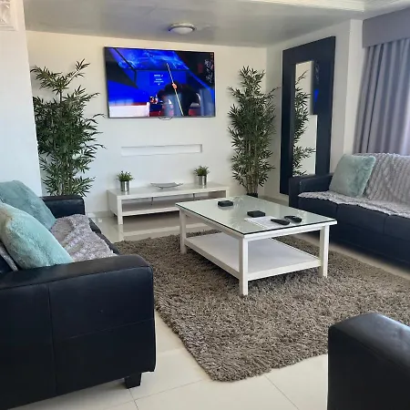 Villa Vistas *